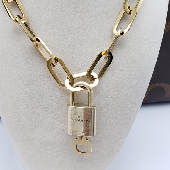 Authentic Louis Vuitton GoldPadlock w/Unbranded Stainless Steel Paper Clip Chain - Picture 7 of 13
